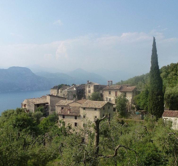 Campo di Brenzone, the ghost town - Località Campo, Brenzone sul Garda | Secret World Trip Planner