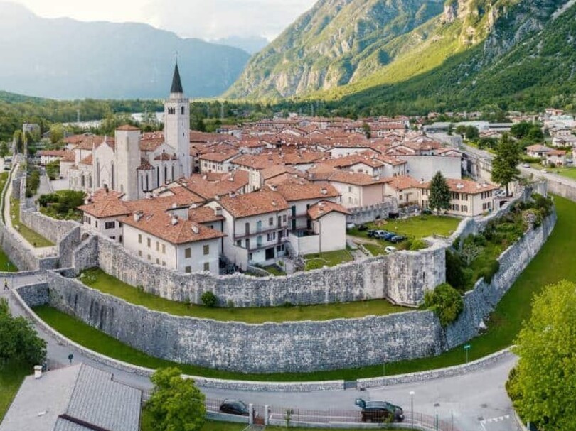 Venzone, uno de los pueblos más bonitos de Italia - Venzone | Secret World Trip Planner