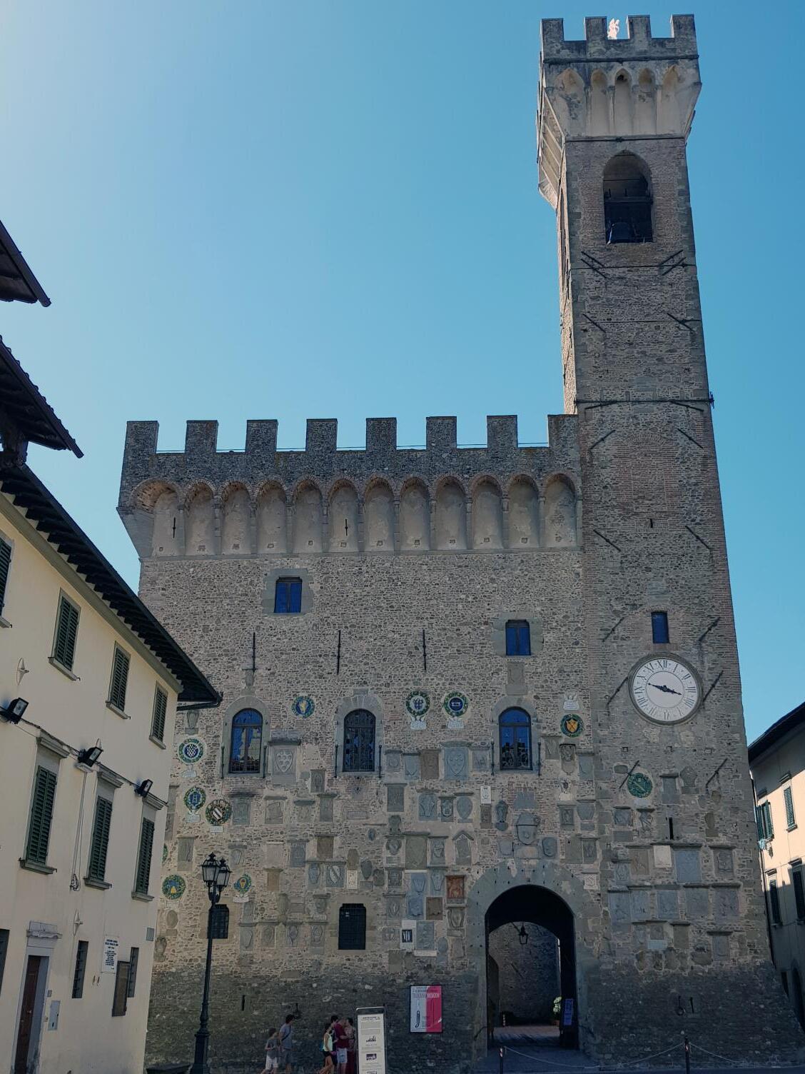 Palača vikarija - Scarperia e San Piero | Secret World Trip Planner