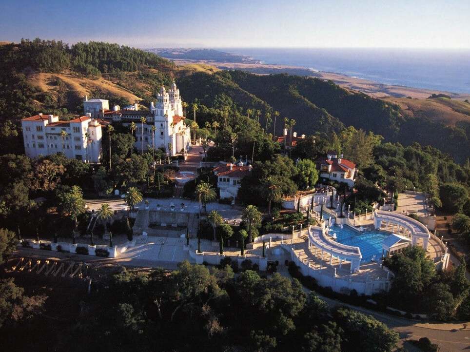 Hearst Kalesi / Gotik kütüphane - San Simeon | Secret World Trip Planner