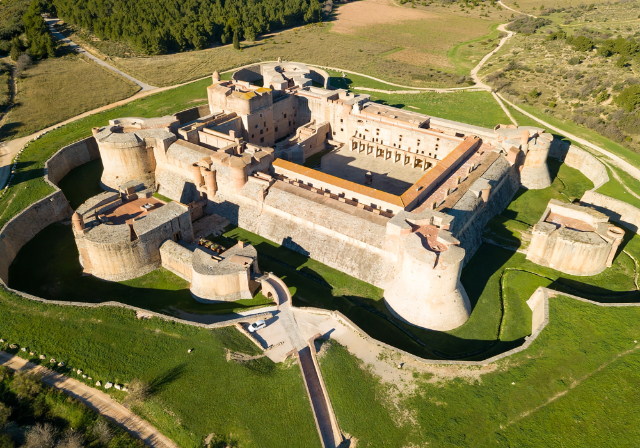 Kastil Salses - Salses-le-Château | Secret World Trip Planner