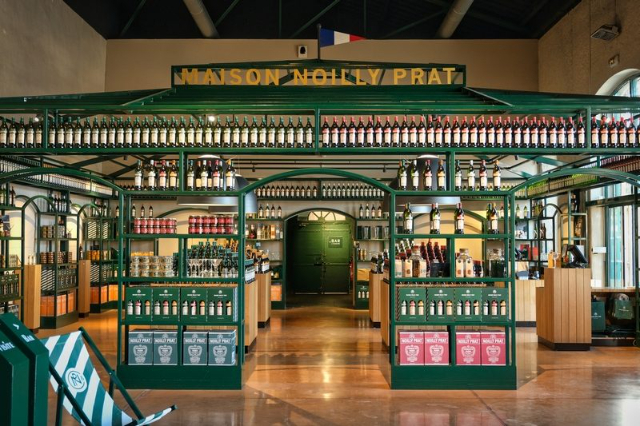 Hiša Noilly Prat - Marseillan | Secret World Trip Planner