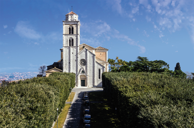 Kathedrale St. Maria Mariä Himmelfahrt - Fermo | Secret World Trip Planner