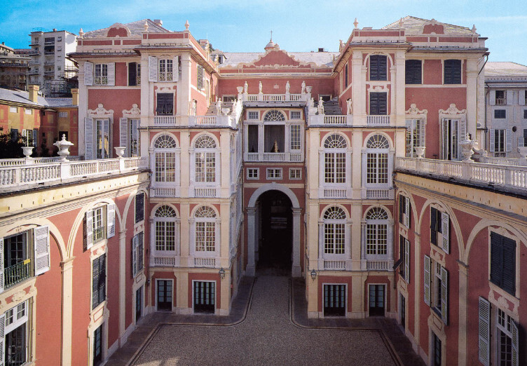 Génova e o Palácio Real - Genova | Secret World Trip Planner