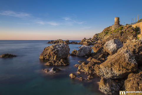Turm von Capo Rocchi - Bagnara Calabra | Secret World Trip Planner