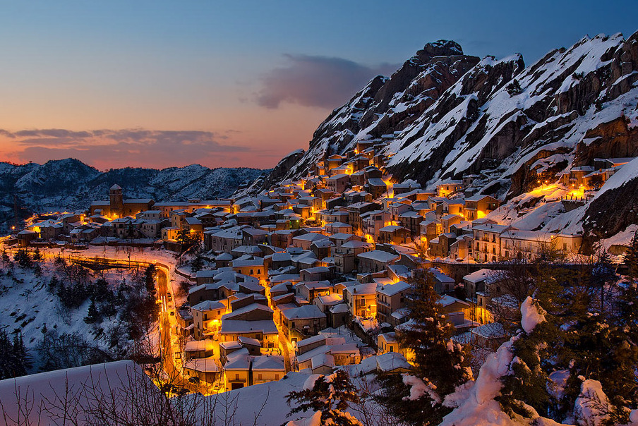 Skatte i Italien / | Lucane dolomitter” - Pietrapertosa | Secret World Trip Planner