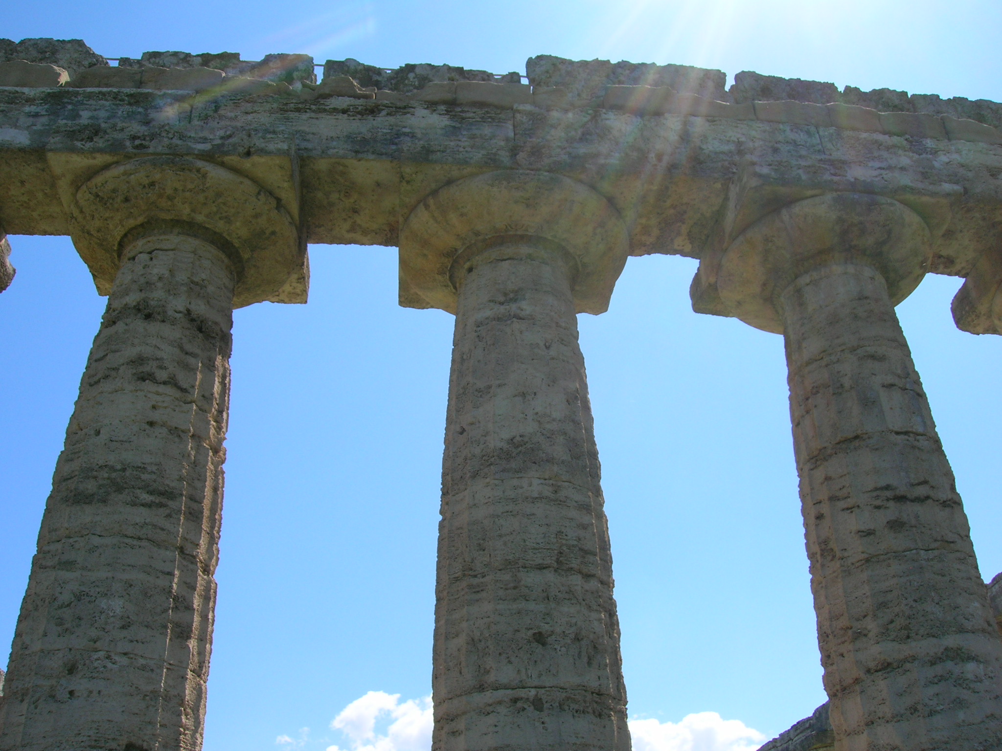 פסטום / מקדש נפטון - Capaccio Paestum | Secret World Trip Planner
