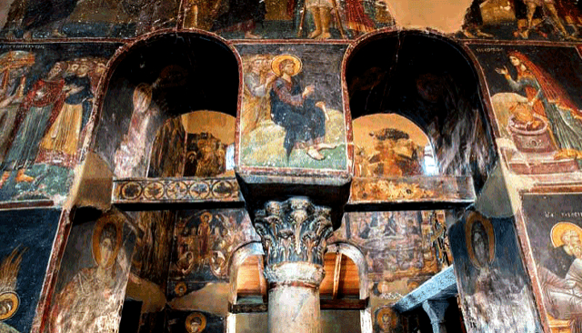 Agios Nikolaos Orphanos-kirken - Thessaloniki | Secret World Trip Planner