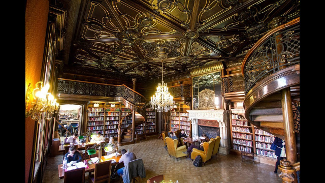 Bibliothèque métropolitaine Ervin Szabó - Budapest | Secret World Trip Planner