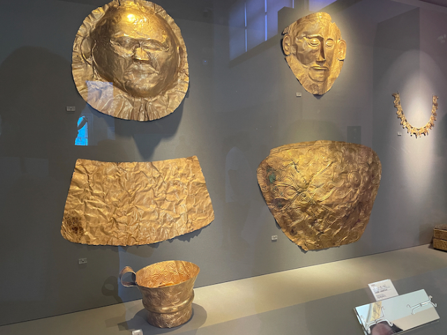 Agamemnon's Funeral Mask - Athina | Secret World Trip Planner