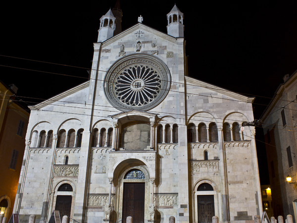 Katedral ng Modena - Modena | Secret World Trip Planner