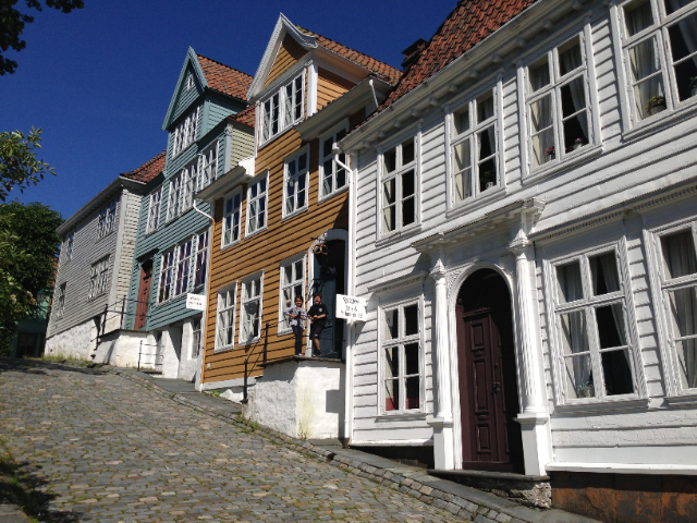 Museum Bergen Lama - Nyhavnsveien 4 | Secret World Trip Planner