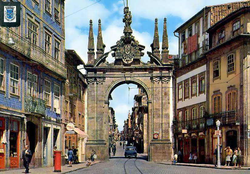 Arch of the New Gate - Braga | Secret World Trip Planner