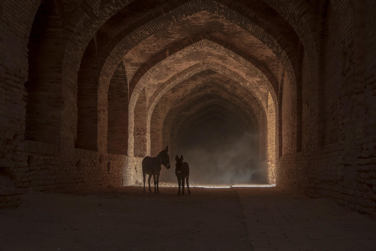 Arch of the New Gate - Braga | Secret World Trip Planner