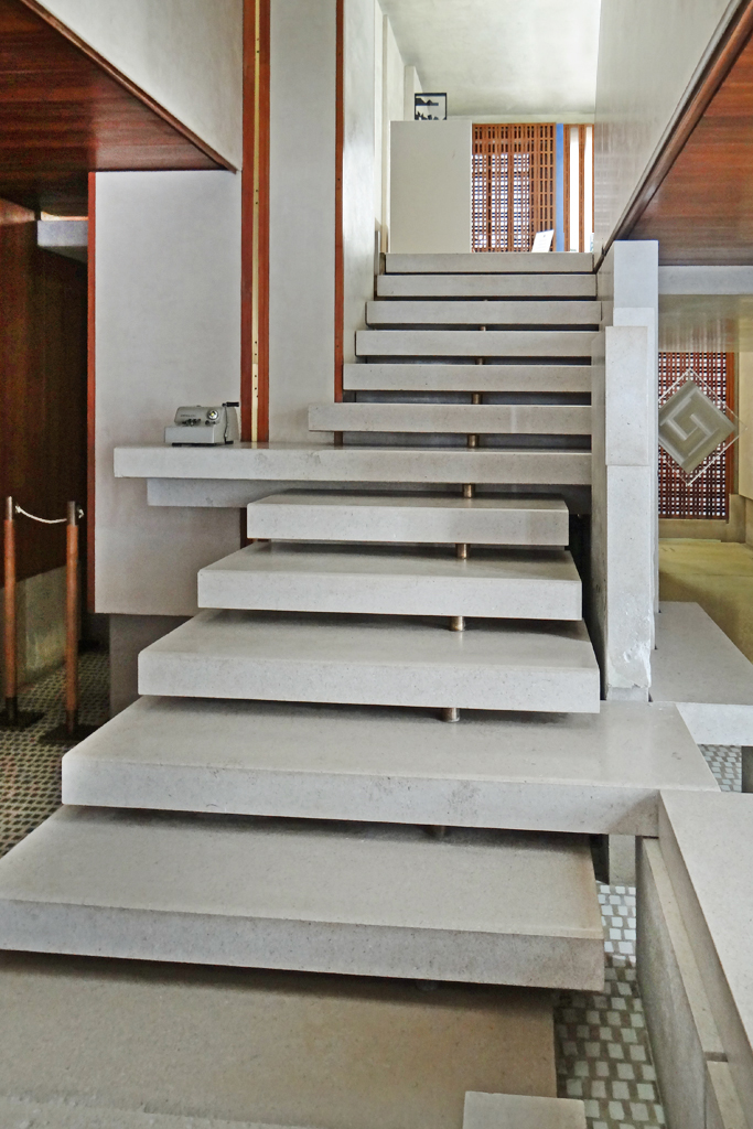 দোকান Olivetti - Venezia | Secret World Trip Planner