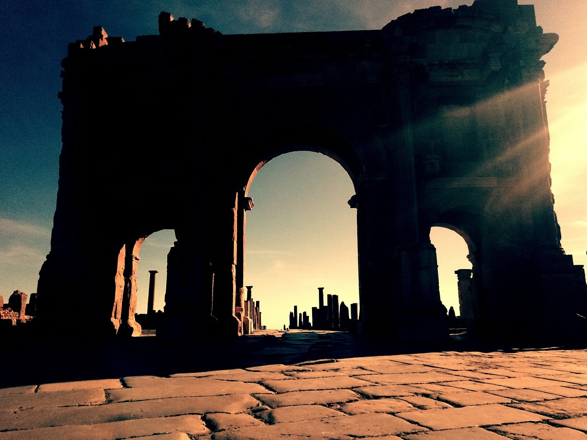 ティムガッド、古いローマのコロニア-アルジェリア - Timgad | Secret World Trip Planner
