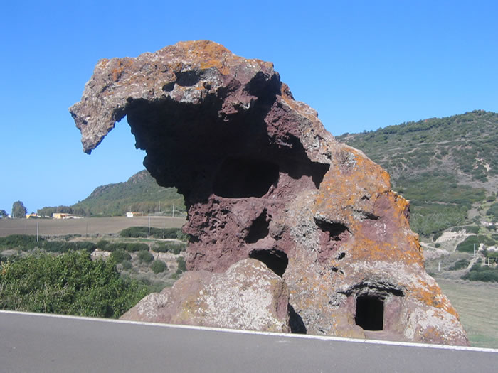 Βράχος ελέφαντας - Castelsardo | Secret World Trip Planner