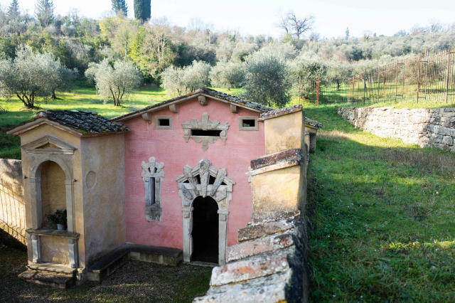 Fonte della Fata Morgana - 21 | Secret World Trip Planner