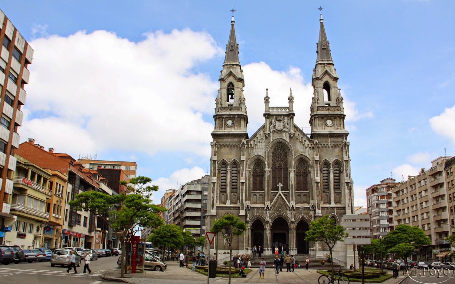 Kyrkan Santo Tomás de Canterbury - Avilés | Secret World Trip Planner