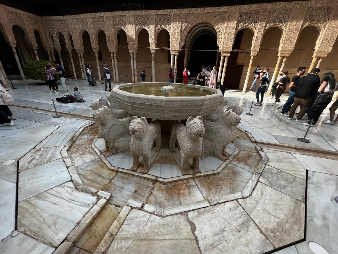 מעיין האריות - Granada | Secret World Trip Planner