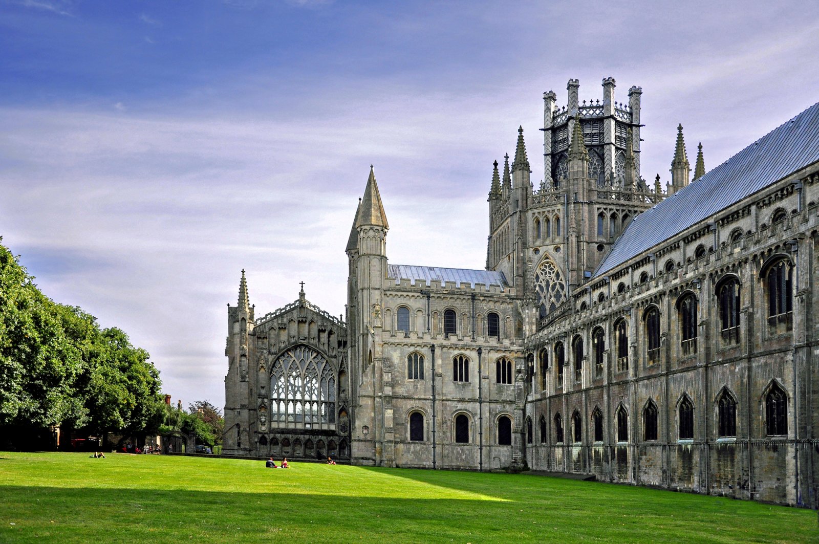 Ely katedraal - The College | Secret World Trip Planner