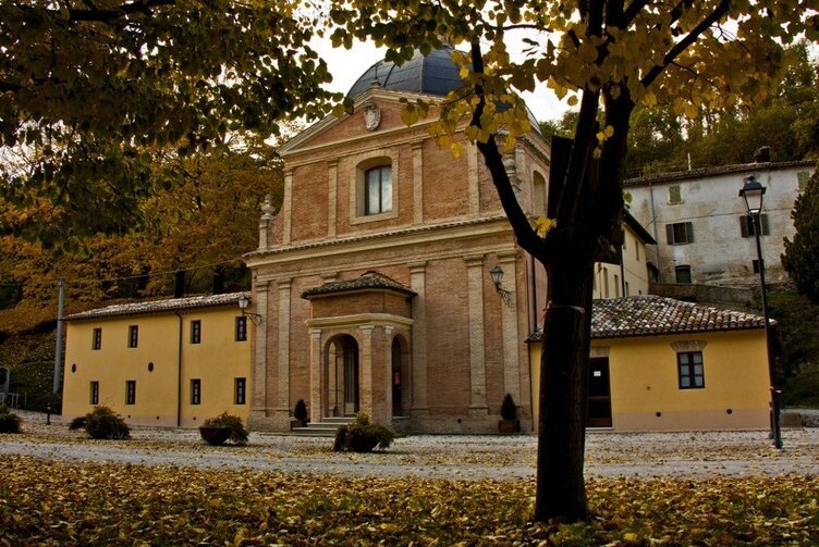 Simbahan ng Battaglia at ang pinaka banal na krusipiho - Località Battaglia | Secret World Trip Planner