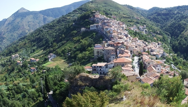 4 dorreak Bonifati: Telegrafo, Capo, Fella eta Parise - Bonifati | Secret World Trip Planner