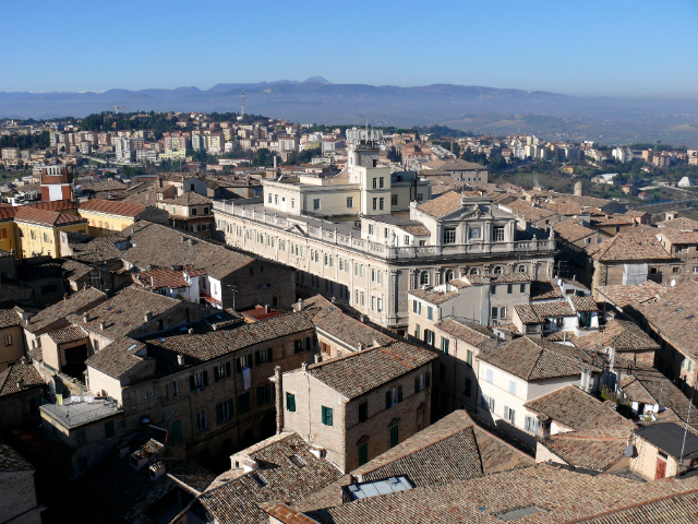 மசெராட்டா - Macerata | Secret World Trip Planner