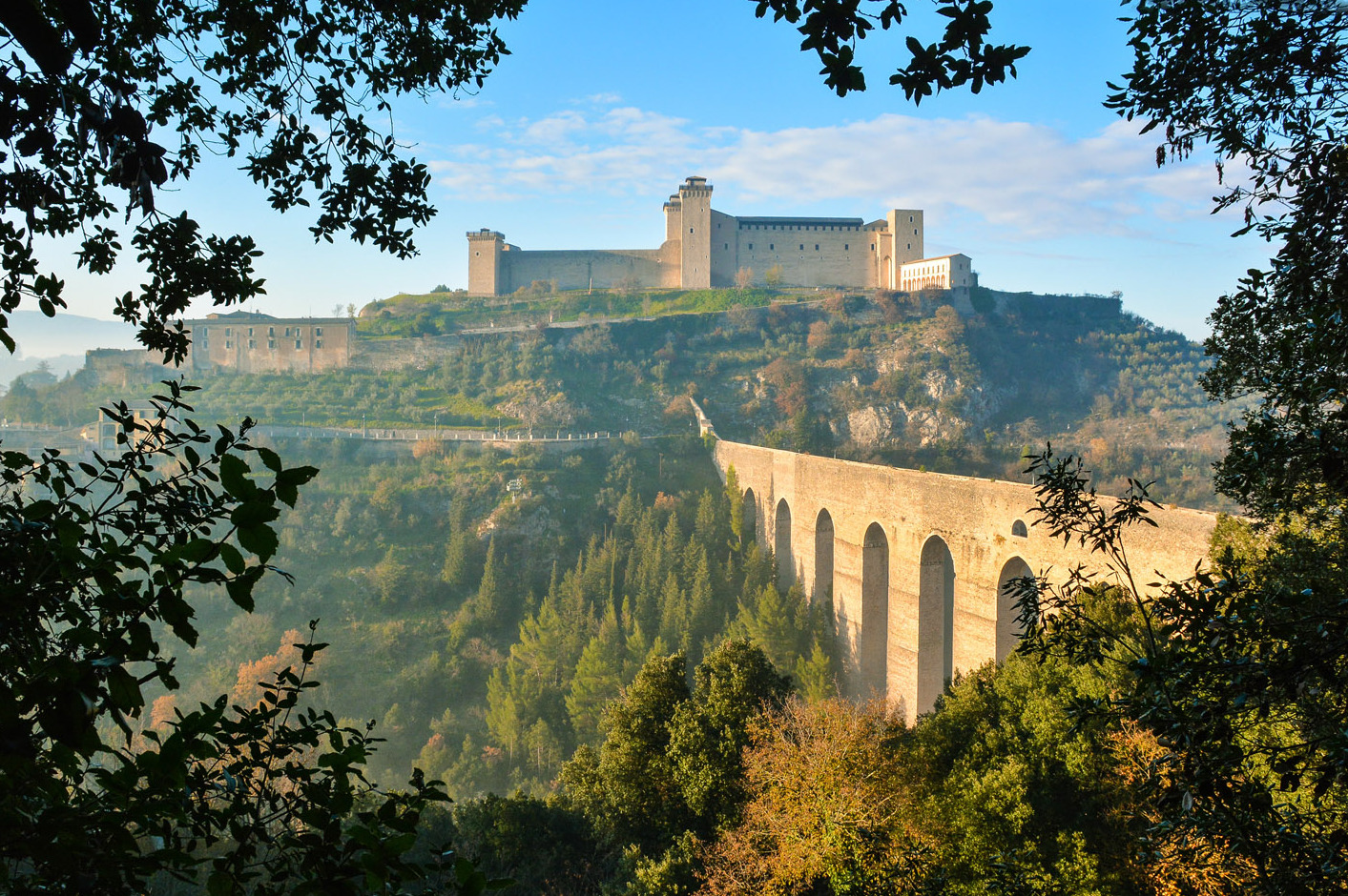 גשר של שני המגדלים - Spoleto | Secret World Trip Planner