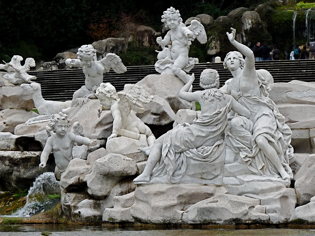 维纳斯和阿多尼斯喷泉