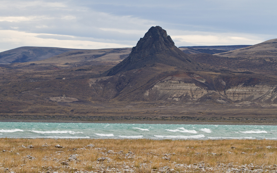 Lago Cariel - Lago Cardiel | Secret World Trip Planner