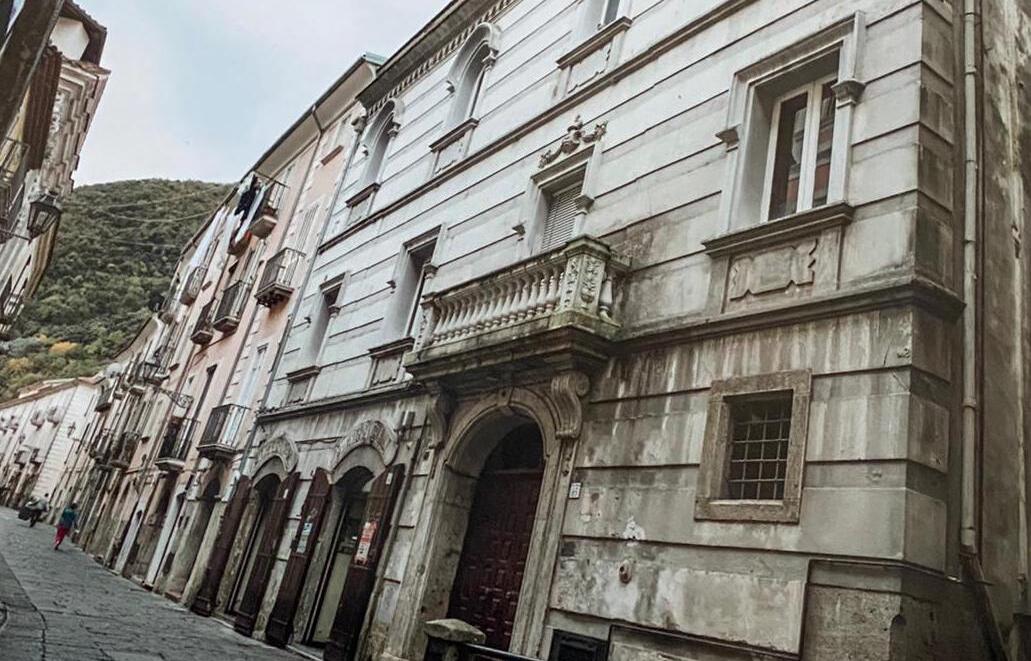 Дворец на принцовете Милиано, де Варгас-Мачука - Campagnatico | Secret World Trip Planner