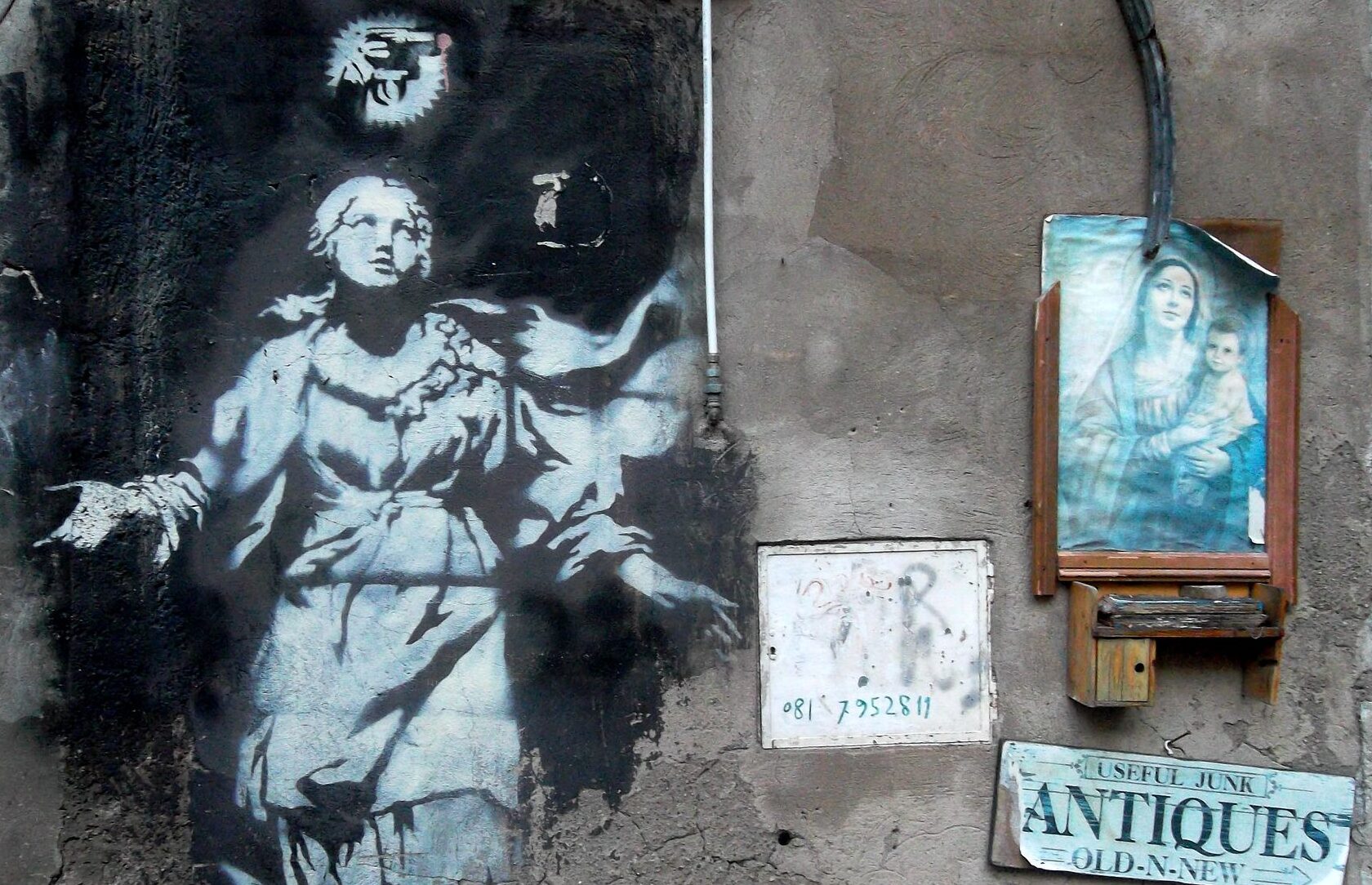 Banksy a Napoli - Napoli | Secret World Trip Planner
