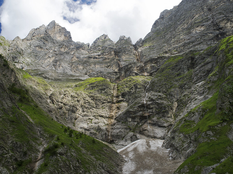 Σάλτσα κάτω - 64041 Castelli TE | Secret World Trip Planner