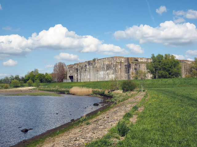Piemiņas vieta Bunker Valentin - Bremen | Secret World Trip Planner