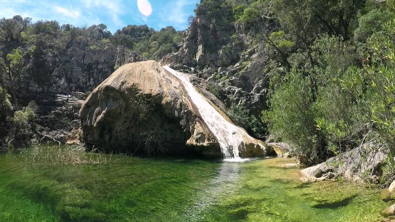 Sardinia / những thác nước của Rio sa Buddidorgia