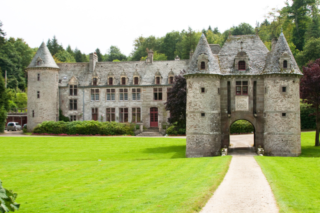 Nacqueville महल - La Hague | Secret World Trip Planner