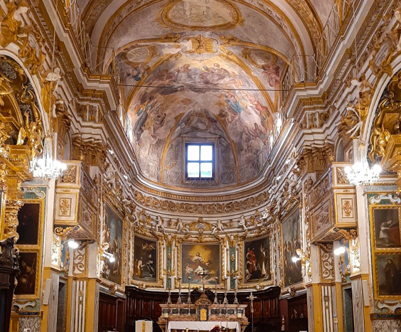 Kostel Santa Lucia - Serra San Quirico | Secret World Trip Planner