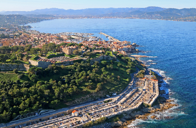 Qal'a - Saint-Tropez | Secret World Trip Planner