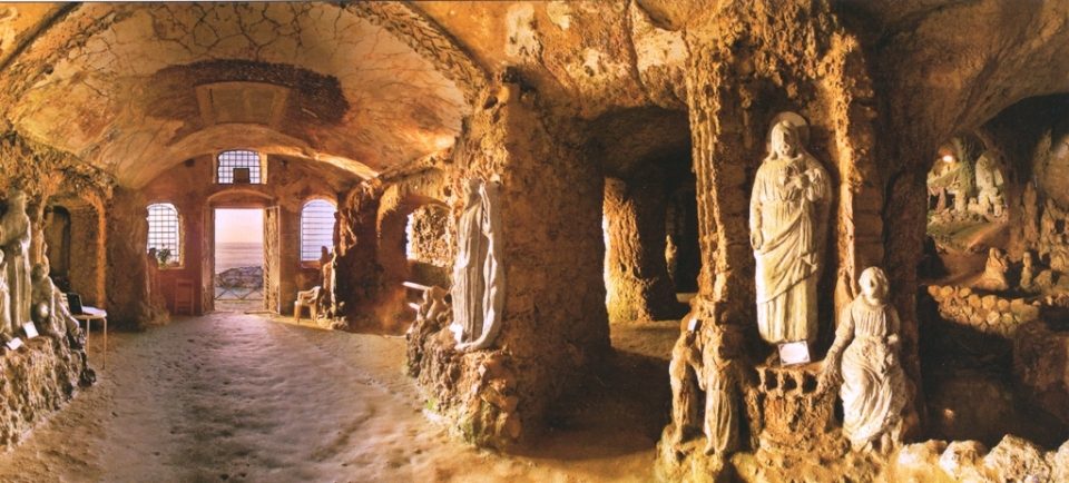 Piedigrotta kirik
