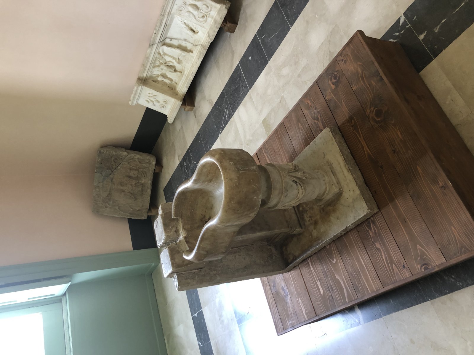 O real pavillón de Caza de Ficuzza - Ficuzza | Secret World Trip Planner