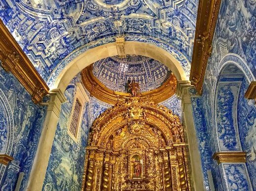 알만실의 성 로렌스의 교회” - Almancil | Secret World Trip Planner