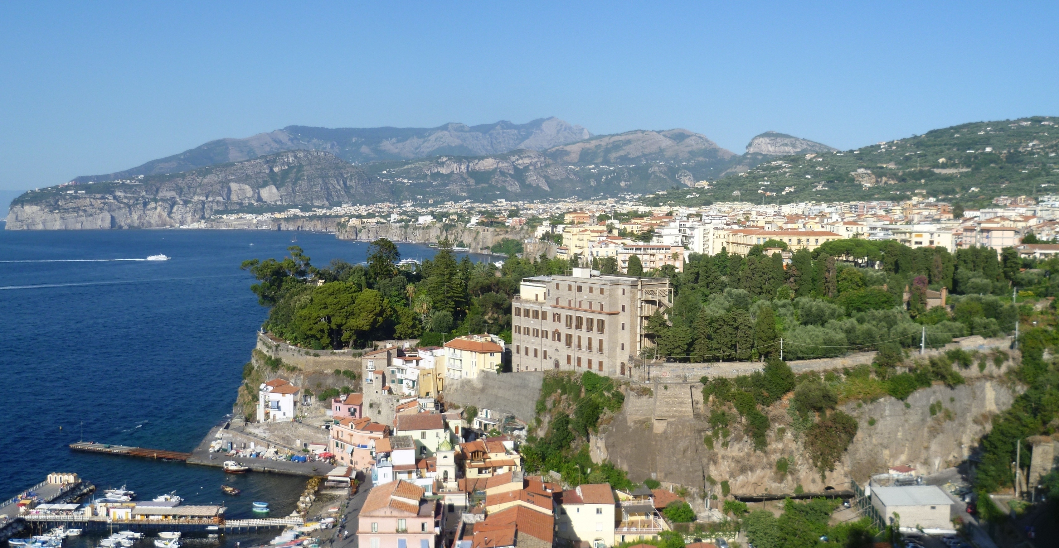 סורנטו ומפרץ נאפולי - Sorrento | Secret World Trip Planner