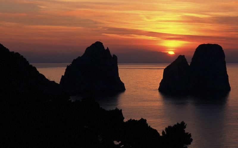 Stive - I Faraglioni | Secret World Trip Planner