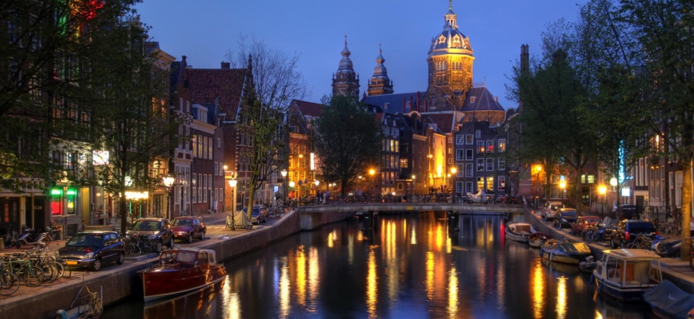 Bazilika svatého Mikuláše - Amsterdam | Secret World Trip Planner