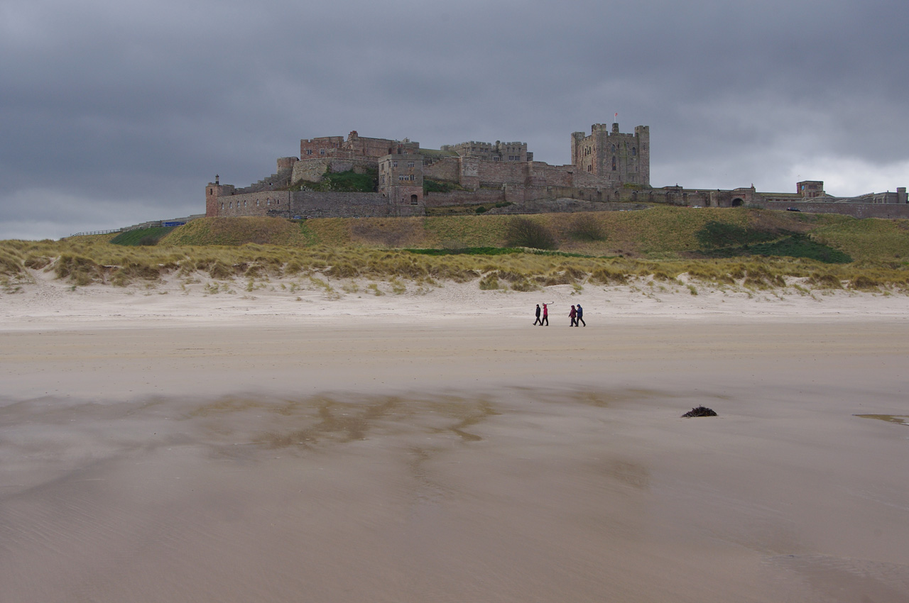 Bamburgh Beach and the wonderful castle - Bamburgh | Secret World Trip Planner