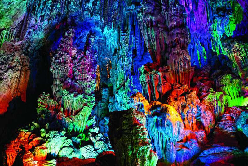 A Caverna Da Flauta De Reed - Guilin Shi | Secret World Trip Planner