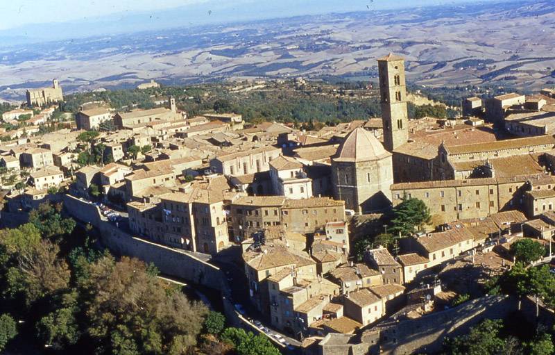 વોલ્ટેરા - Volterra | Secret World Trip Planner