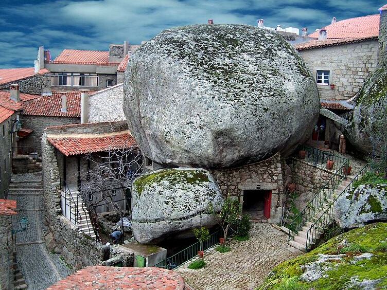 Monsanto, uno de los pueblos más típicos de Portugal - Monsanto | Secret World Trip Planner