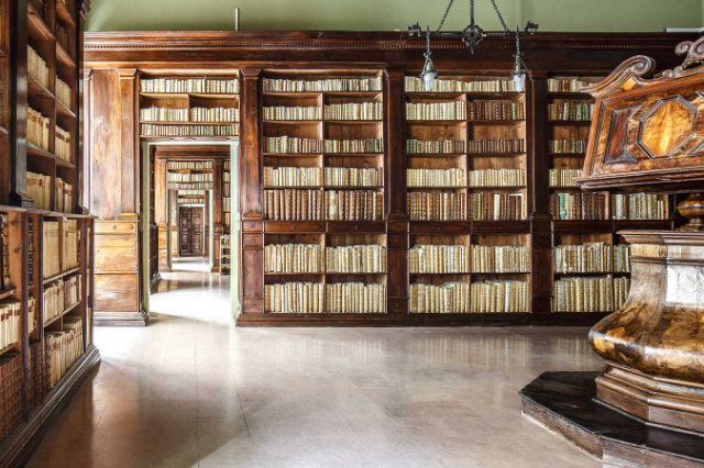 Biblioteca Cívica Gambalunga - Rimini | Secret World Trip Planner
